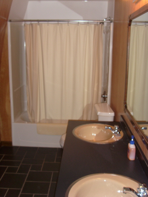 S73R2410.JPG